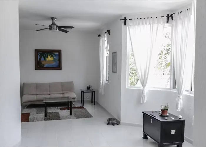 Cozy Studios, Walking Distance To The Apartment *